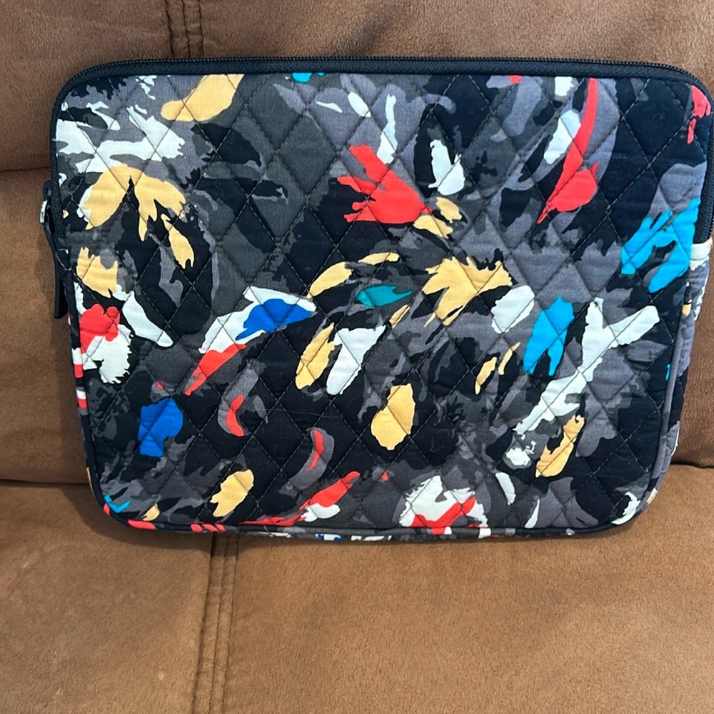 Vera Bradley tablet case/bag